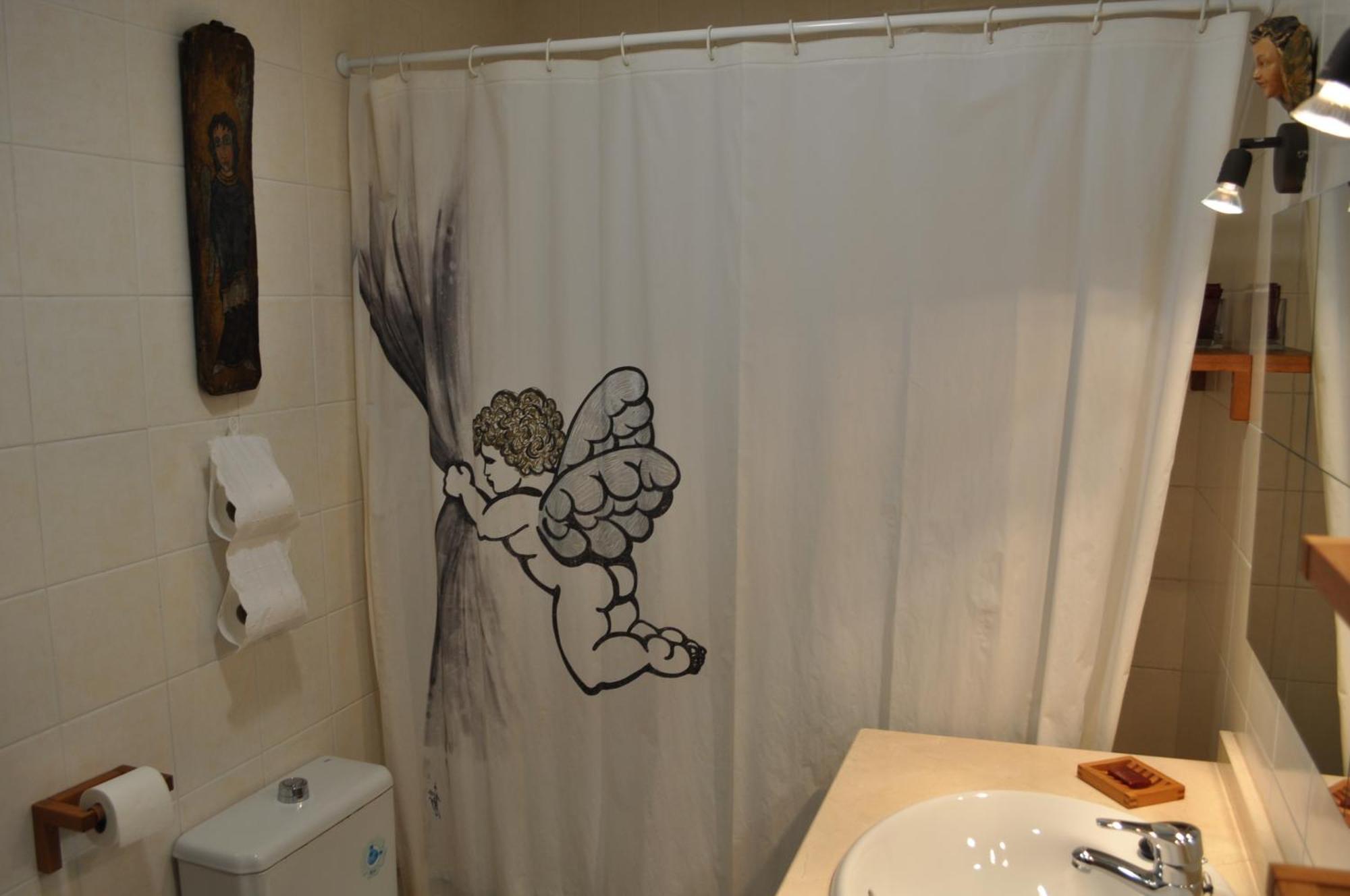 Apartamentos La Casa Pintada Caces الغرفة الصورة