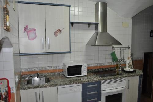 Apartamentos La Casa Pintada Caces المظهر الخارجي الصورة